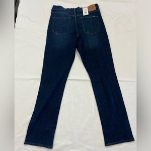Women’s high-ride Denizen jeans. Brand new with tags.